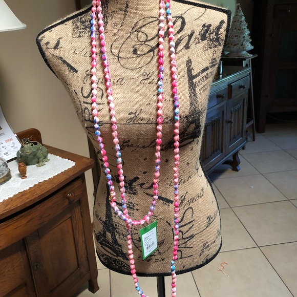 Lilly Pulitzer Necklace - Picture 2 of 3
